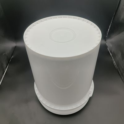 Agricultura Material PP Balde de plástico de 25 litros com tampa empilhável